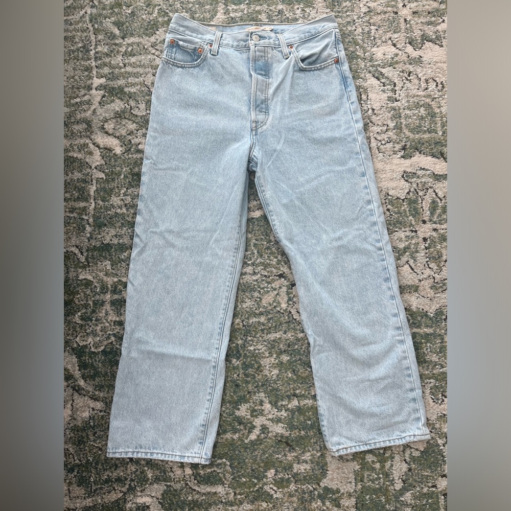 Levi’s Women’s Ribcage Straigh Ankle Jeans